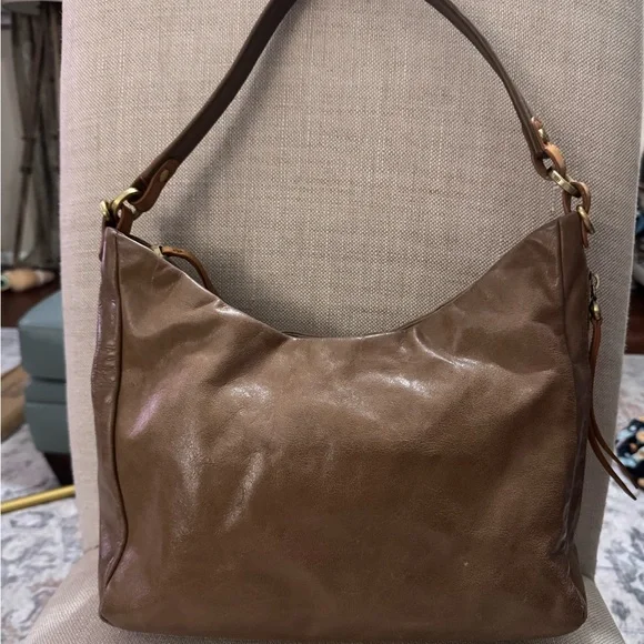 HOBO Classic Tan Leather Hobo Bag - Picture 5 of 14